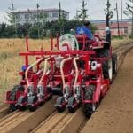 Air-aspiration-Type-4-Lane-Carrot-Seeds-Planter-Machine-and-2-Ridging